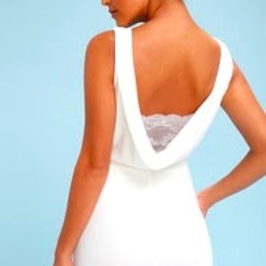 Lulu’s lace backless maxi dress